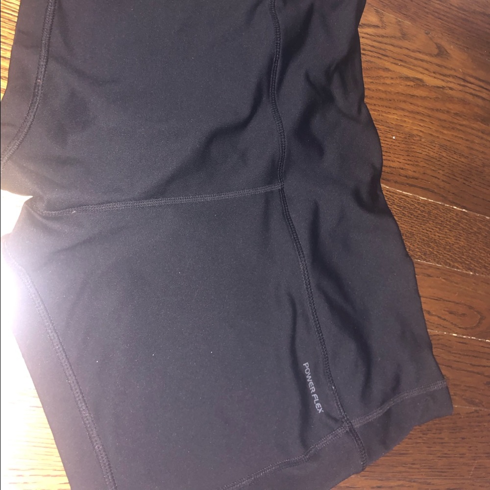 Champion powertrain shorts